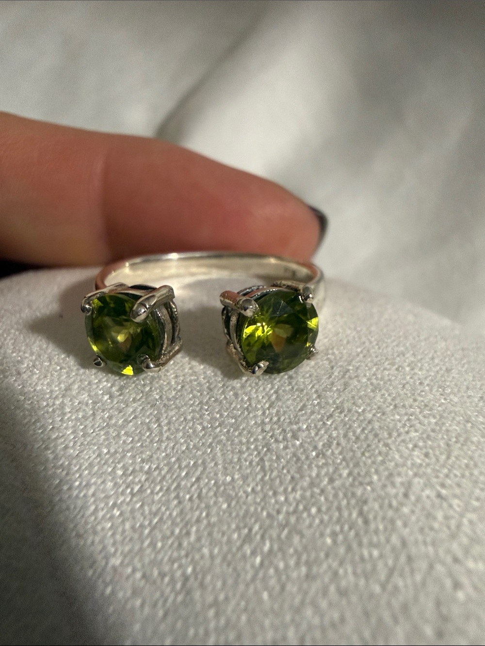 Sterling Silver Green Peridot Open Ring size 6